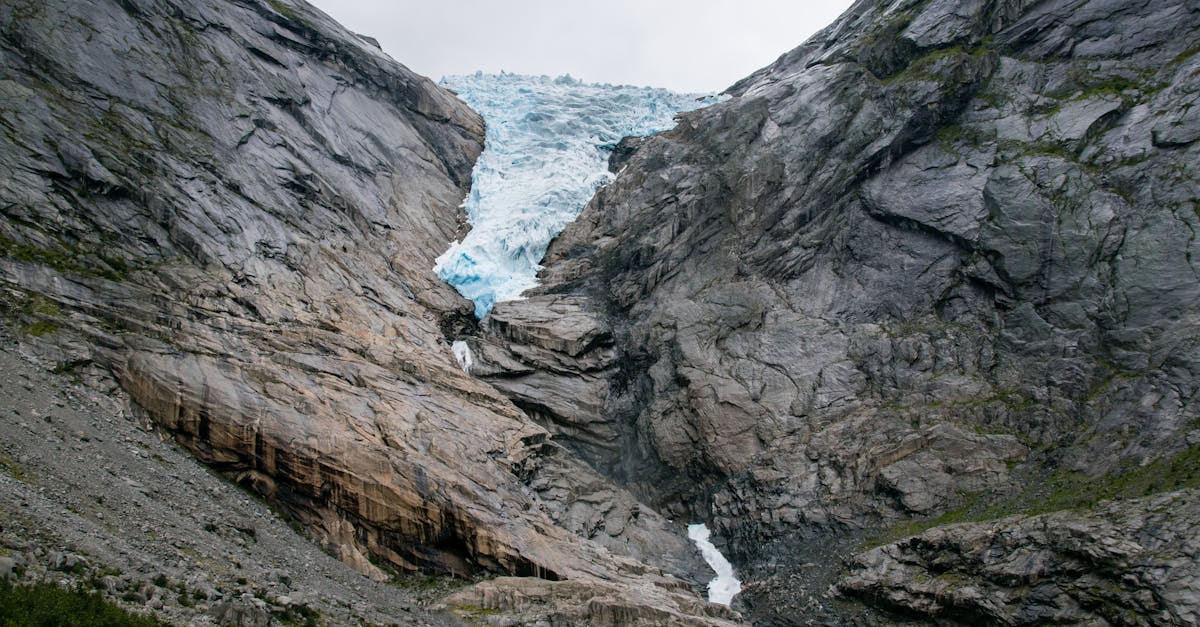 what-national-parks-have-25-glaciers